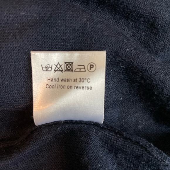 Madderson London navy cardigan EUC - Picture 8 of 12